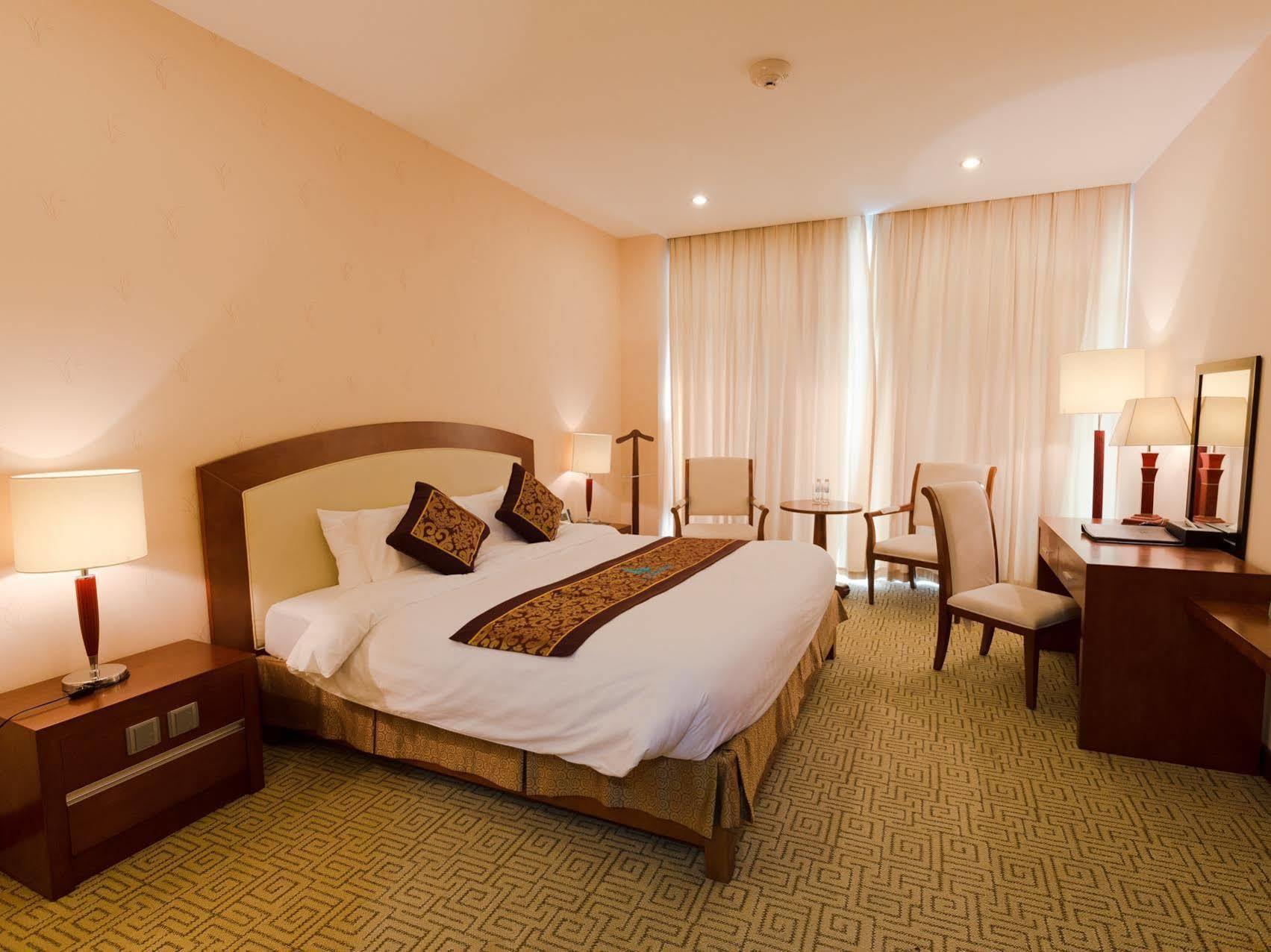 Lam Kinh Hotel Thanh Hóa Exterior foto